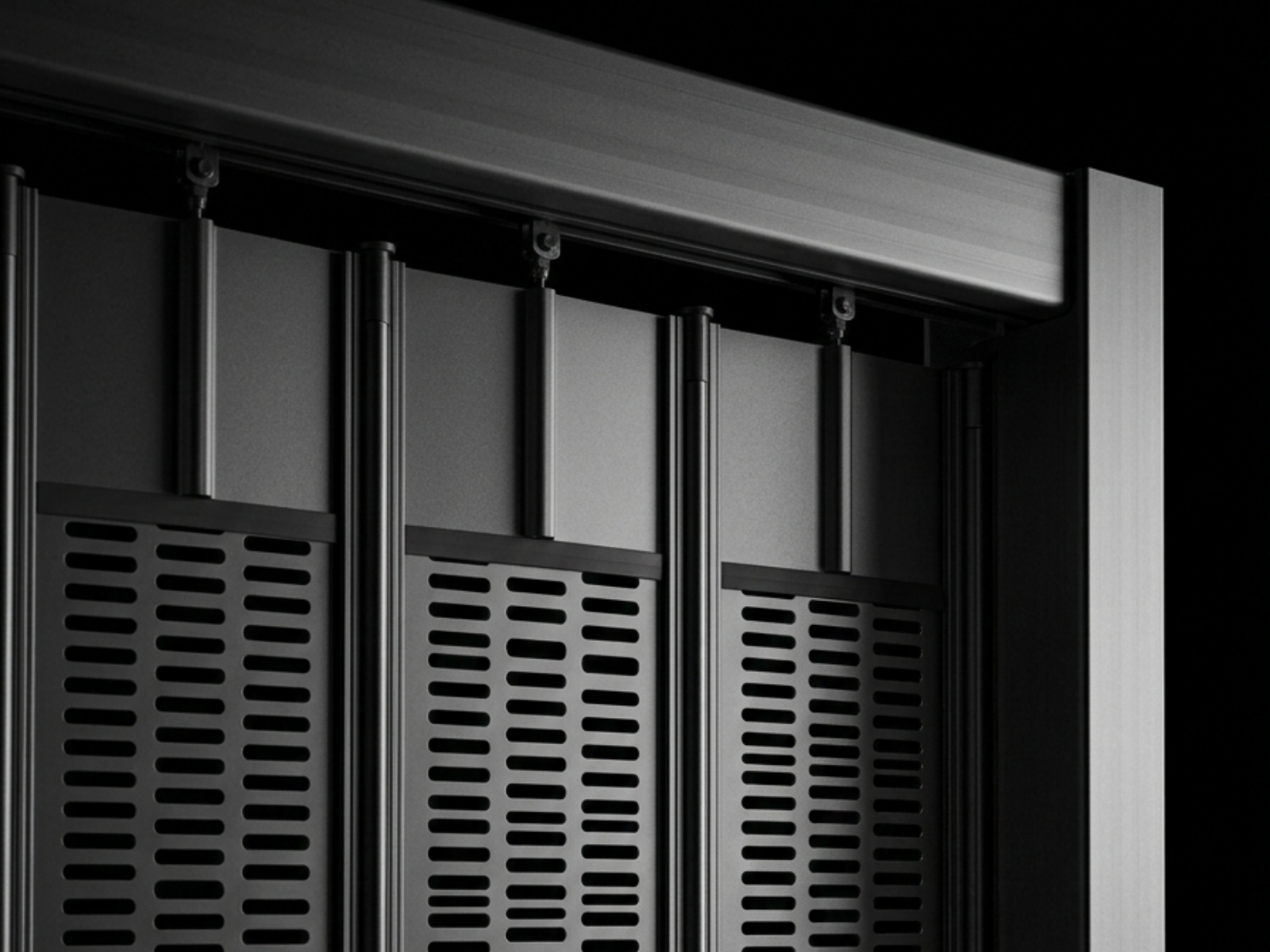 cortina corrediza. Cortina de aluminio. Cortina de Acero. Cortina Multiperforada Horizontalmente Modelo Aíra Perfil Khamyluxe