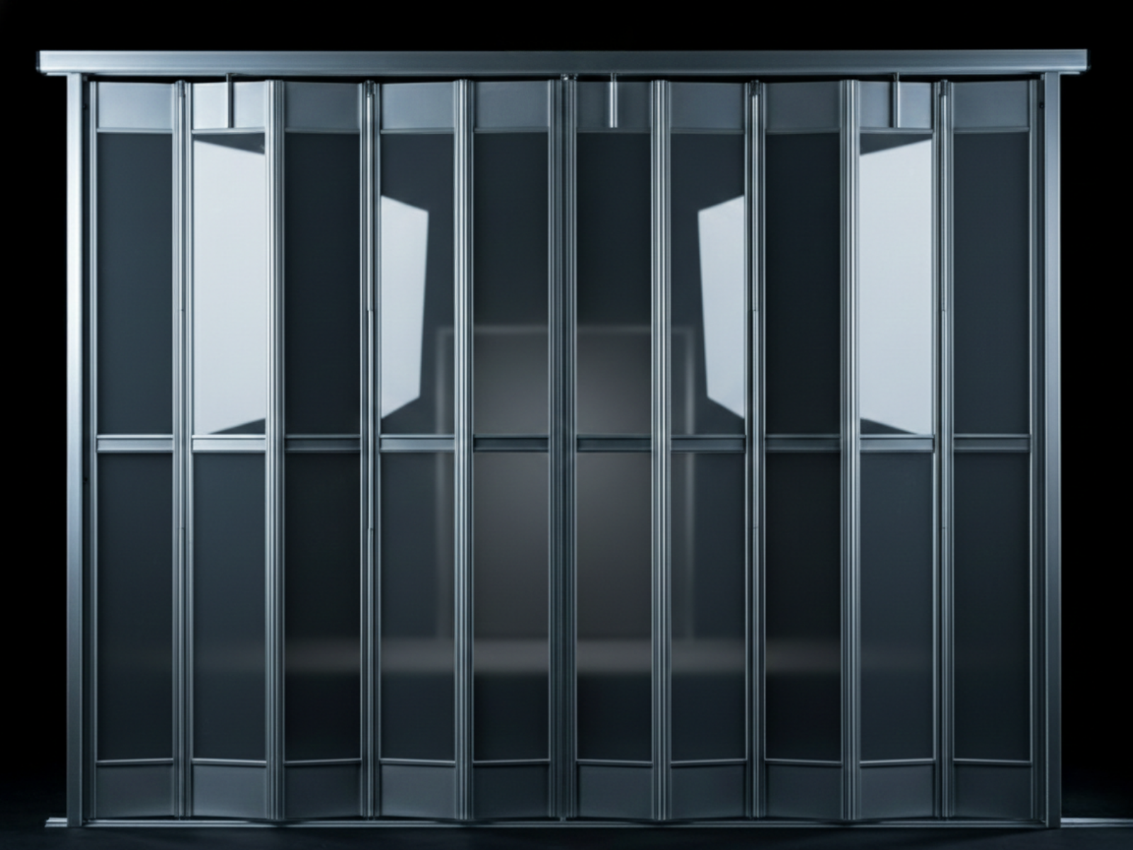 Cortina de Policarbonato. Cortina Corrediza. Modelo Lexana. Cortina de Aluminio. Cortina de Acero. Cortina Transparente. Cortina de Policarbonato Transparente Modelo Lexana Diseño | Khamyluxe