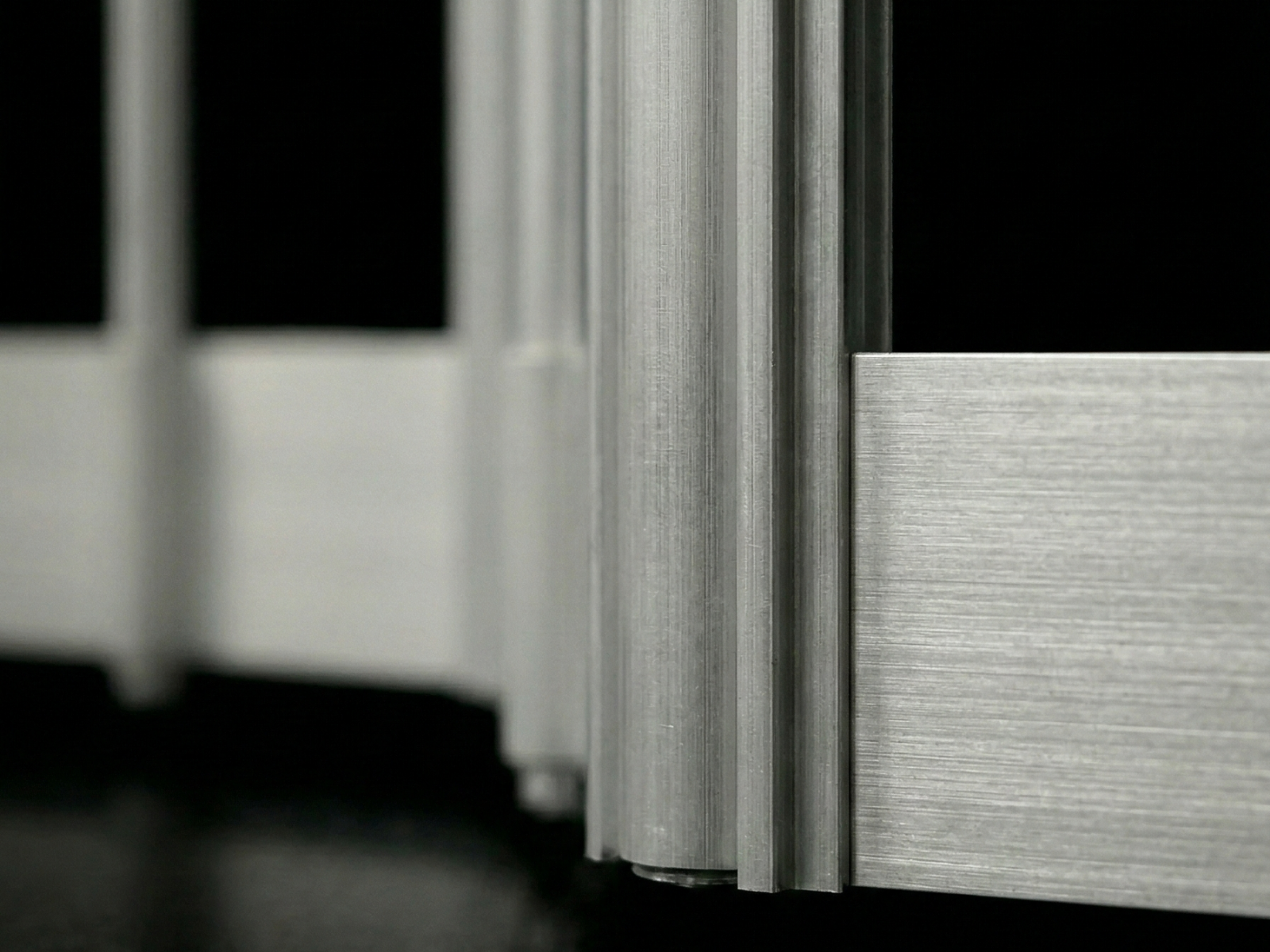 Cortina Tubular. Cortina Corrediza. Cortina Plegable. Modelo Protecta. Cortina de aluminio. Cortina de acero. Cortina de aluminio tubular. Cortina de Acero Tubular. Acabado | Khamyluxe