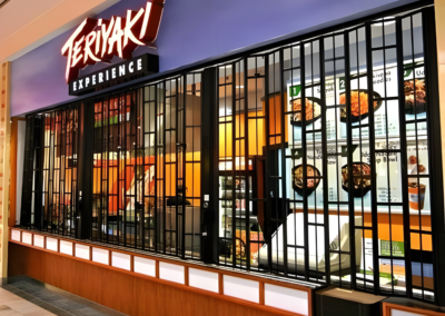 Cortina Tubular. Cortina Corrediza. Cortina Plegable. Modelo Protecta. Cortina de aluminio. Cortina de acero. Cortina de aluminio tubular. Cortina de Acero Tubular. Hero | Khamyluxe