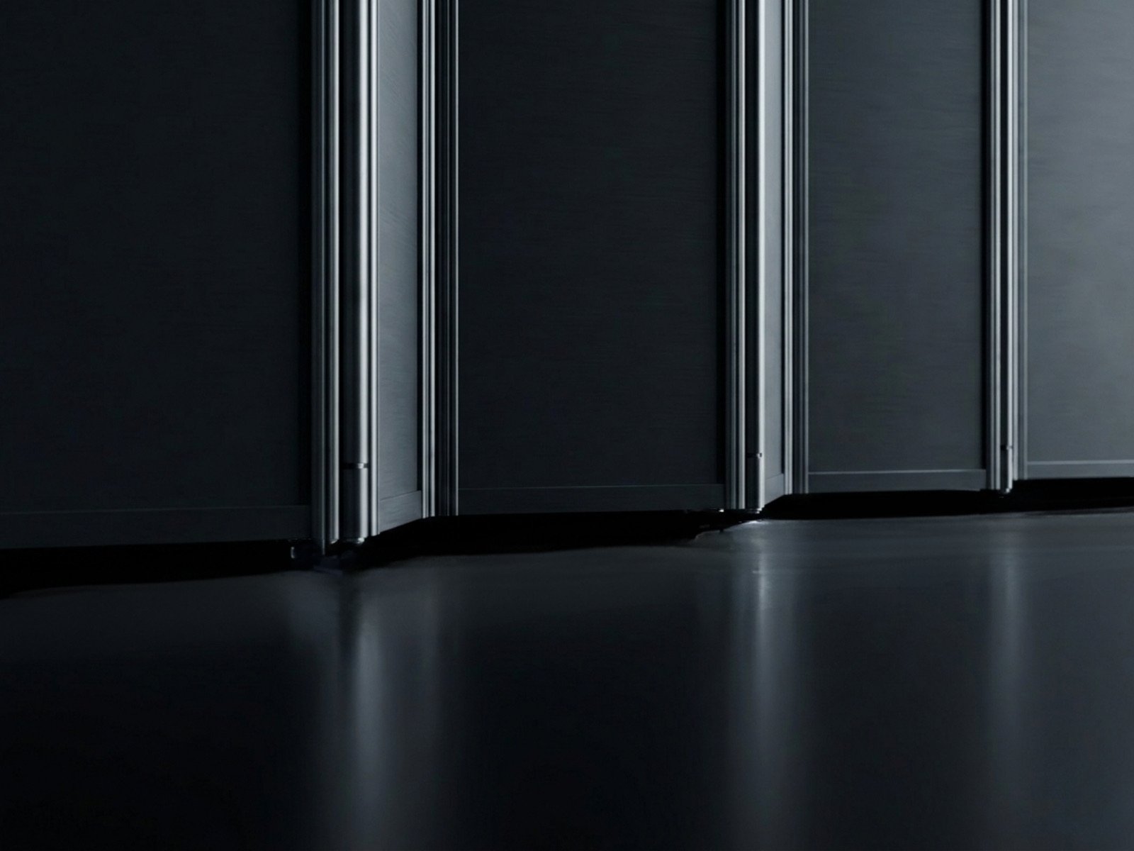 Cortina Ciega. Cortina Corrediza. Modelo Discreta. Cortina de Aluminio. Cortina de Acero. Cortina de Duela Ciega. Cortina Plana Modelo Discreta Arrastre | Khamyluxe